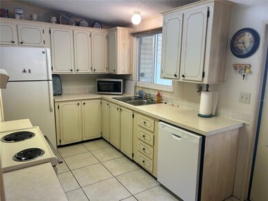 110 Rita Bee Ave, Davenport, FL 33897 - photo 7