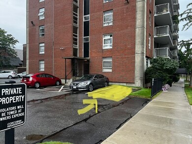 Executive House unit 302, Worcester, MA 01609 - photo 5