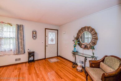 88 Pinewood Rd, Toms River, NJ 08753 - photo 4
