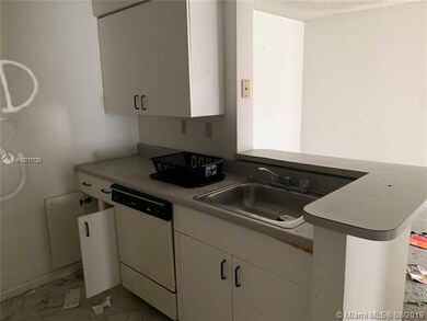 15231 SW 80th St unit 408, Miami, FL 33193 - photo 4