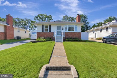 559 Shipley Rd, Linthicum Heights, MD 21090 - photo 2