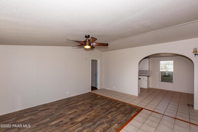 25139 N Patricia Rd, Paulden, AZ 86334 - photo 6