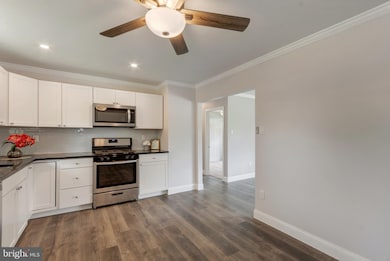 112 Laurel Ave, Sicklerville, NJ 08081 - photo 4