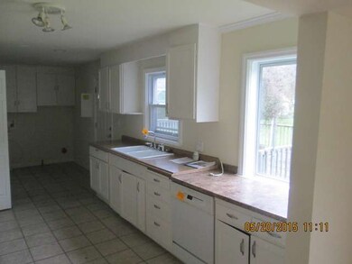 10101 Meadow Ln, Des Plaines, IL 60016 - photo 7