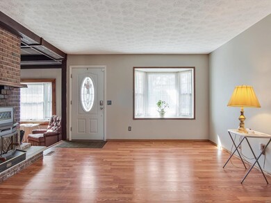 4 Nassau Dr, Maryville, IL 62062 - photo 3