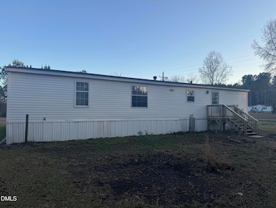 15 Dry Pond Ln, Zebulon, NC 27597 - photo 4