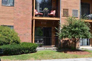 1913 Blackstone Dr unit 13, Nashua, NH 03063 - photo 2