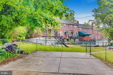 963 N Hill Rd, Baltimore, MD 21218 - photo 4