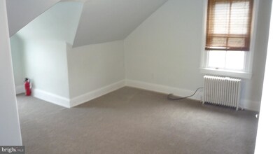 22 E Oakland Ave unit 3-E, Doylestown, PA 18901 - photo 3