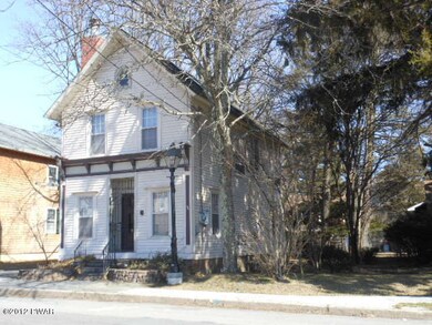 214 E Harford St, Milford, PA 18337 - photo 2