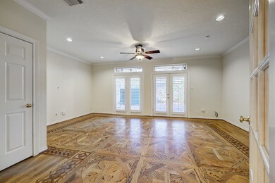 1612 Mcduffie St, Houston, TX 77019 - photo 4