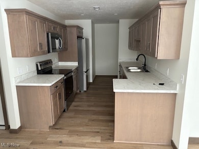 2729 Barnhill Rd SE, New Philadelphia, OH 44663 - photo 2