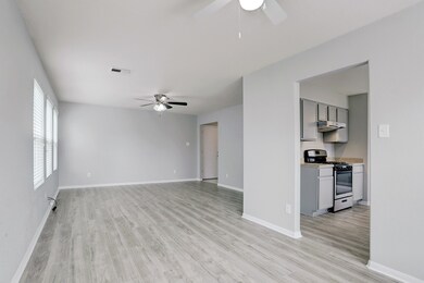 16755 N Blue Jay Dr, Conroe, TX 77385 - photo 7