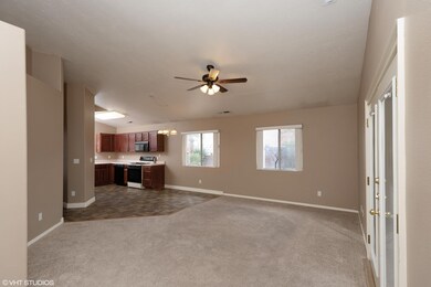 06_385N2040E_165_LivingRoom_HiRes