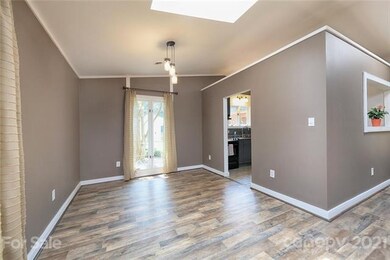 166 Locke Moore Ln, Statesville, NC 28625 - photo 5