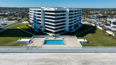 Atrium PH2 (23 of 70)