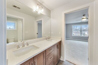 588 W Gladys Ave, Elmhurst, IL 60126 - photo 5