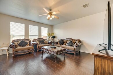891 Bowie Dr, Lavon, TX 75166 - photo 5