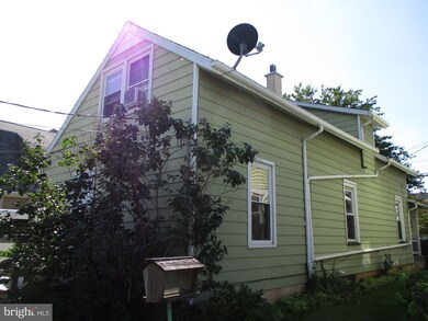 981 W Main St, New Holland, PA 17557 - photo 5