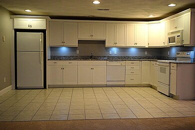 104 Norton Ave unit 19, South Easton, MA 02375 - photo 4