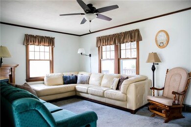 2917 E 29th St, Des Moines, IA 50317 - photo 4