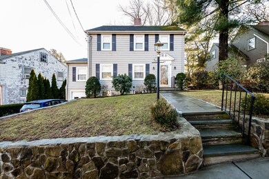 112 Walnut Hill Rd, Newton Highlands, MA 02461 - photo 2