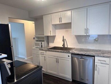 Kitchen Dining 4