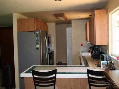 63215 Cimarron Dr, Bend, OR 97701 - photo 5