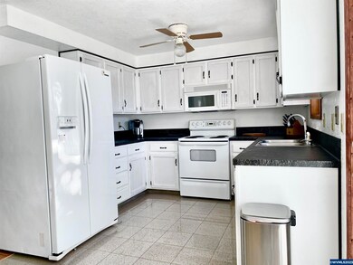 4003 Noon Ave NE, Keizer, OR 97303 - photo 6