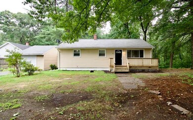 11 Aberdeen Rd, Springfield, MA 01109 - photo 2