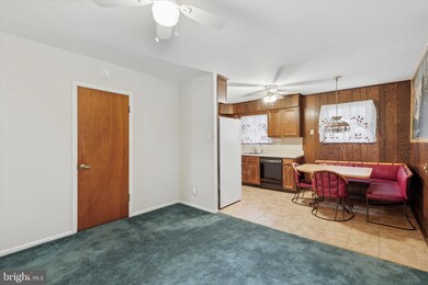 1714 Kendrick Ln, Norristown, PA 19401 - photo 5