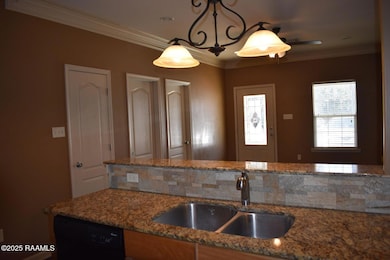 112 Padre Dr, Broussard, LA 70518 - photo 4