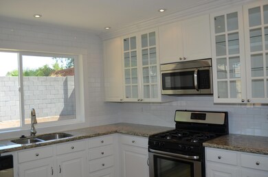 4 Kitchen with Granite Countertops