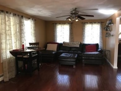 41 Myrtle St, Lynn, MA 01905 - photo 2