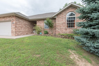 1005 Glen Oaks, Nixa, MO-2