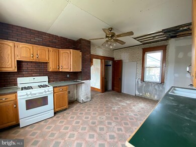 80 Coal St, Nanticoke, PA 18634 - photo 7