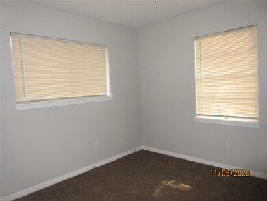 7518 Lockwood Dr, Houston, TX 77016 - photo 7