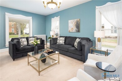 218 N Elm St, Woodville, OH 43469 - photo 4