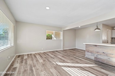 04-Living Area