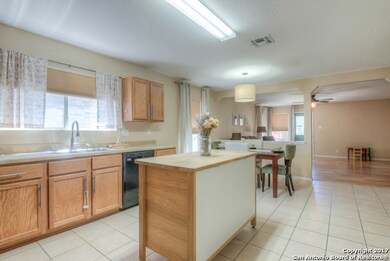 3718 Arrowwood Bend, San Antonio, TX 78261 - photo 6