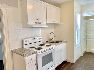 31 Lexington St unit 31, Watertown, MA 02472 - photo 4