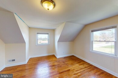 211 Regency Cir, Linthicum Heights, MD 21090 - photo 7