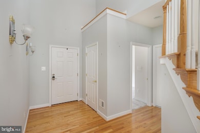6037 Calumet Ct, Gainesville, VA 20155 - photo 3