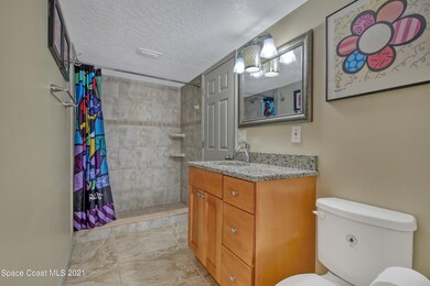 2502 Meadow (11)