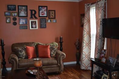 6203 Timmy Ct, Louisville, KY 40219 - photo 7