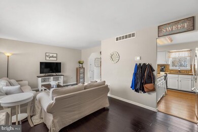 6173 Monroe Ave, Sykesville, MD 21784 - photo 4