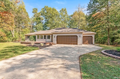 51302 Courtyard Ln, Elkhart, IN 46514 - photo 4