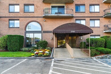 200 Locust St unit 504, Lynn, MA 01904 - photo 2