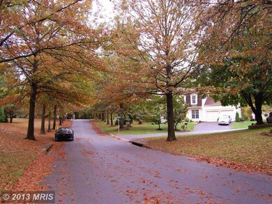 9501 Aspenwood Place, Montgomery Village, MD 20886 - photo 2