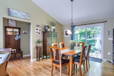 23 Cedar St, Hooksett, NH 03106 - photo 4